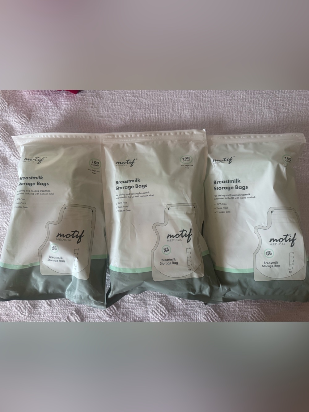 NEW(3) bags Motif Medical Breast Milk Storage Bags 8oz Single Use Bags 100 count